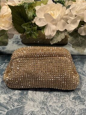 Elegant Gold Crystal Evening Clutch